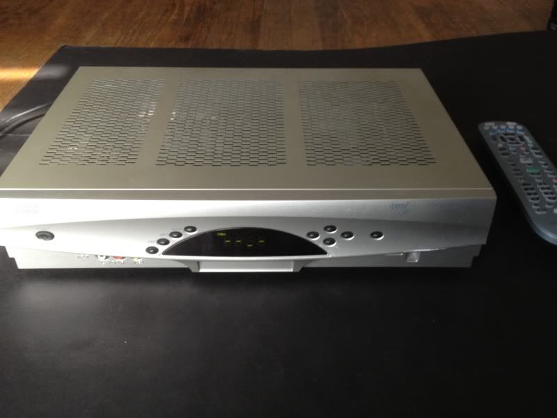 Scientific Atlanta Explorer DVR 8300HD HDTV Digital Cable Box Receiver